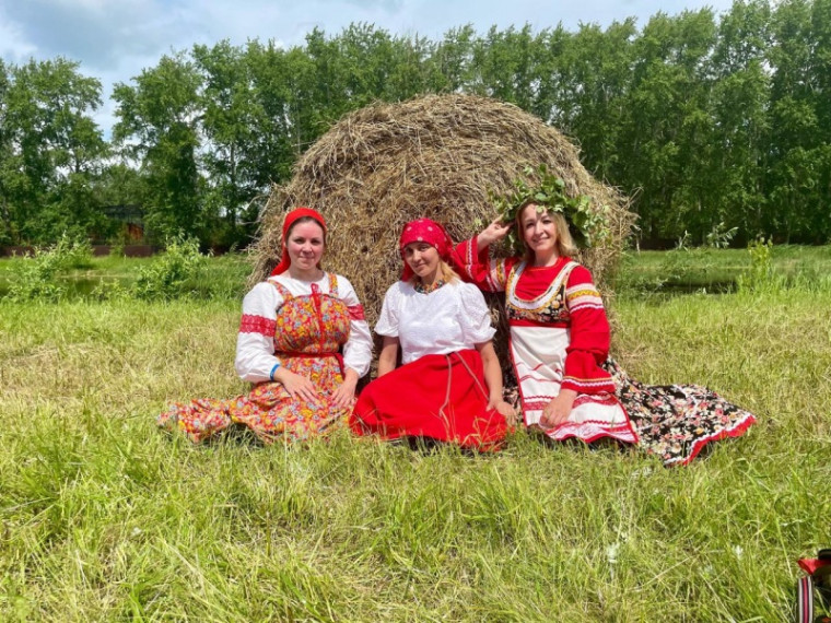 "Слетье" - фестиваль Сибирской культуры прошел в Большеречье.