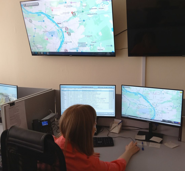 В Омской области начала работу Единая диспетчерская служба скорой помощи!. В Омской области начала работу Единая диспетчерская служба скорой помощи!.