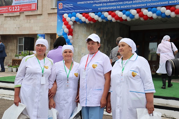 Доярка из Омского района стала абсолютным чемпионом областного конкурса.